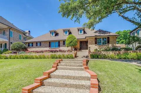 2920 Alton Rd, Fort Worth, TX 76109