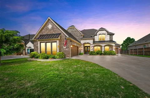 9853 La Frontera Dr, Fort Worth, TX 76179