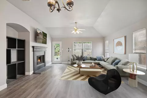 3937 Diamond Ridge Dr, Fort Worth, TX 76244