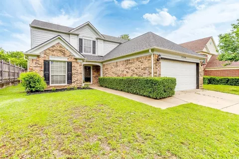 3244 Marie Ln, Fort Worth, TX 76123