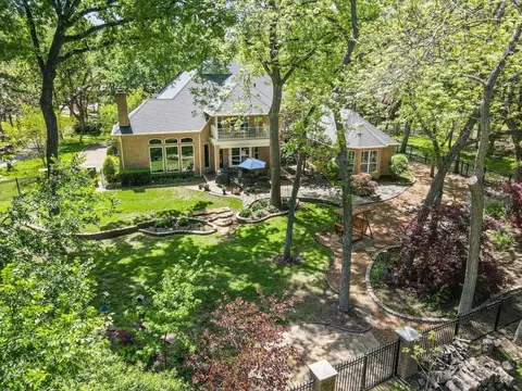 109 Oak Forest Ln, Ovilla, TX 75154