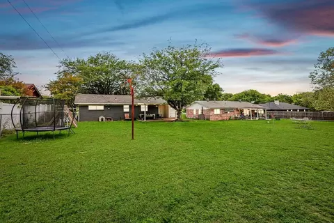 510 Overlook Dr, Midlothian, TX 76065