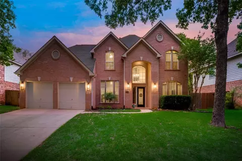 3809 Comanche Trl, Bedford, TX 76021