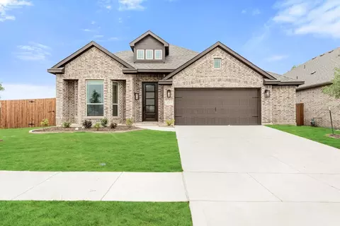 3217 Irises Ln, Glenn Heights, TX 75154