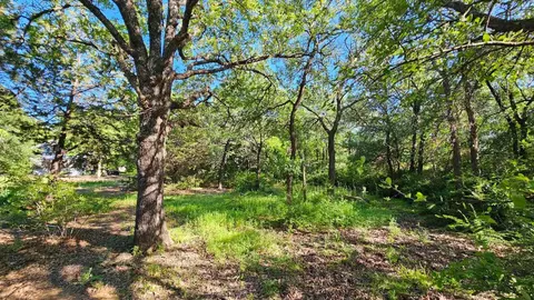 6287 E Pockrus Page Rd, Denton, TX 76208