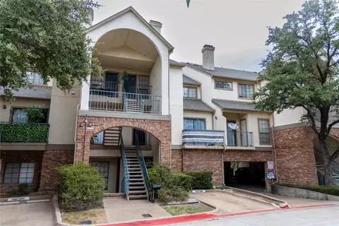 501 Arbor Creek Dr, Euless, TX 76039