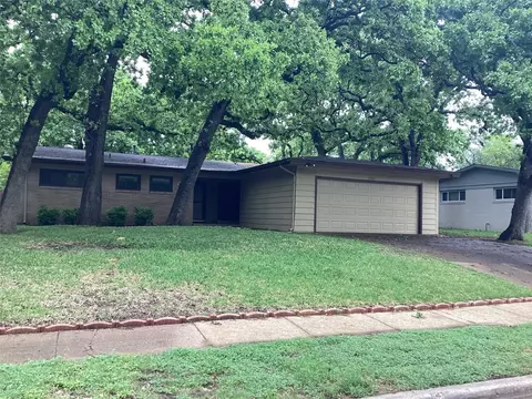 1911 William Brewster St, Irving, TX 75061