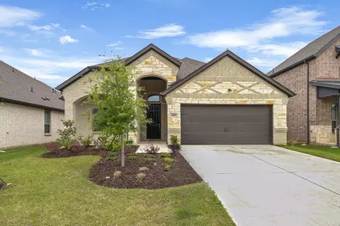 1013 Catskill Ct, Burleson, TX 76028