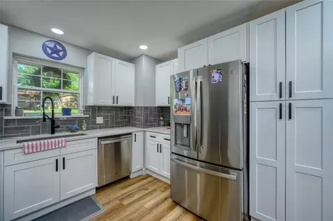 Kitchen - 908 Ricketts St, Howe, TX 75459 photo 4 of 4