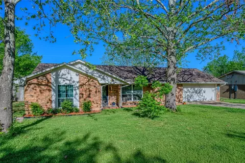 Exterior - 908 Ricketts St, Howe, TX 75459 photo 9 of 9