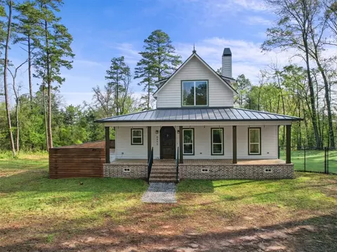 6495 Parkwood, Gilmer, TX 75644