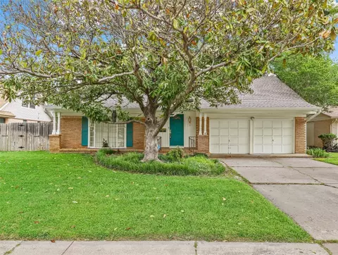 2203 Addington St, Irving, TX 75062