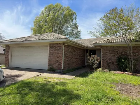3810 Wrexgate Ct, Arlington, TX 76016