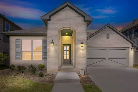Exterior - 1132 16th St, Argyle, TX 76226 photo 6 of 7