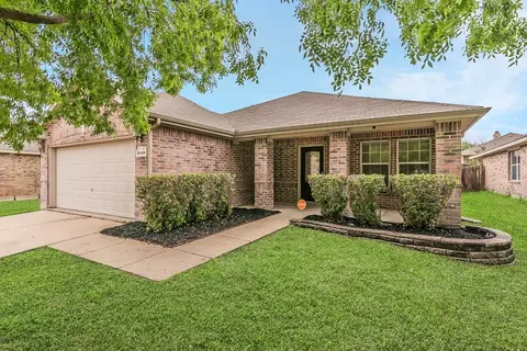2148 Callahan Dr, Forney, TX 75126