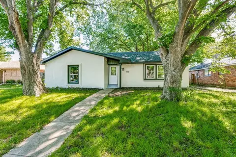 1110 Trinidad Ln, Garland, TX 75040