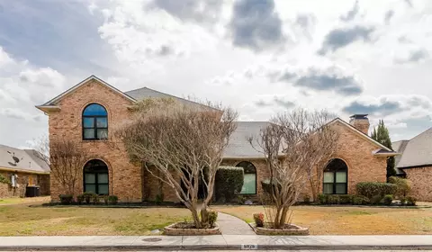 6826 Rocky Top Cir, Dallas, TX 75252
