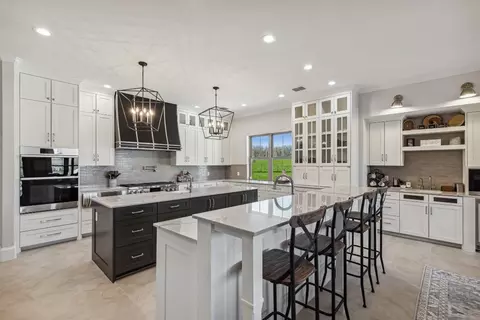 Kitchen - 341 Springfield Bnd, Argyle, TX 76226 photo 3 of 4