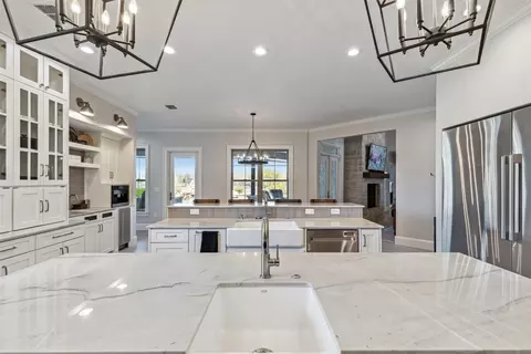 Kitchen - 341 Springfield Bnd, Argyle, TX 76226 photo 4 of 4