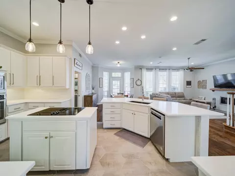 963 Kingwood Cir, Highland Village, TX 75077