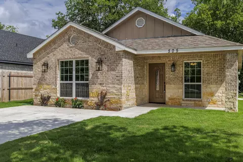 505 Robbins St, Cleburne, TX 76031