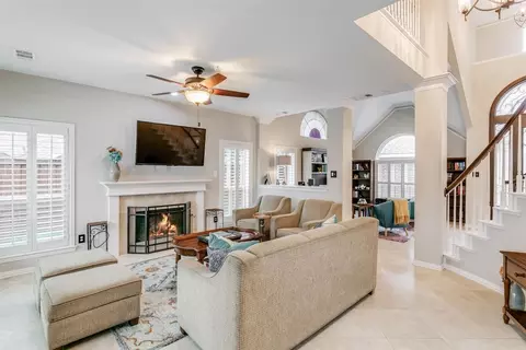 14589 Camelot Ct, Addison, TX 75001