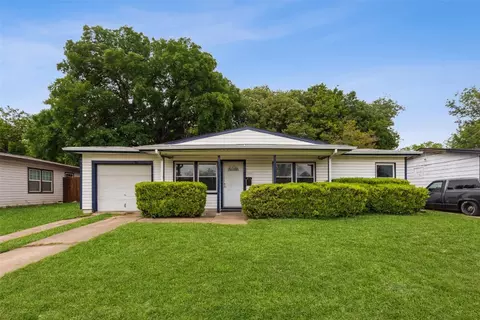 2001 Brookshire St, Arlington, TX 76010