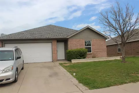 107 Maned Dr, Sanger, TX 76266