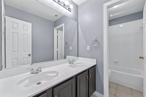 Bath - 2208 Hillary Trl, Mansfield, TX 76063 photo 5 of 6