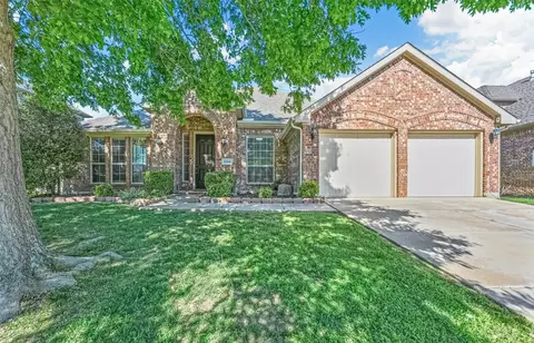 2208 Hillary Trl, Mansfield, TX 76063