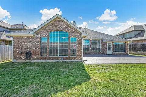 Exterior - 2208 Hillary Trl, Mansfield, TX 76063 photo 5 of 6