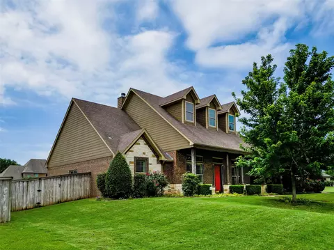 303 Coventry St, Bullard, TX 75757