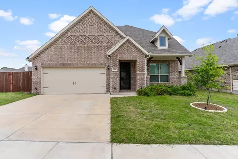 2310 Trickling Creek Dr, Garland, TX 75041