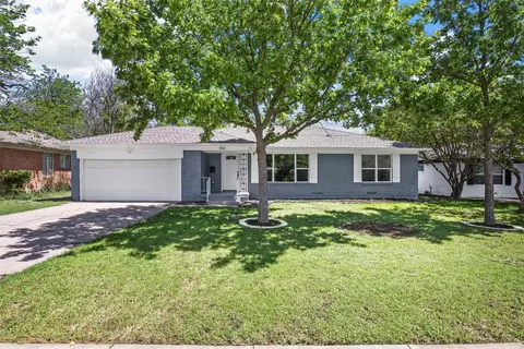 1912 Hilltop Dr, Garland, TX 75042