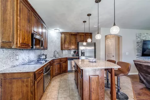 Kitchen - 509 W Holford St, Pilot Point, TX 76258 photo 3 of 5