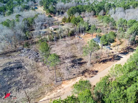 5 Lake Rd, Plain Dealing, LA 71064