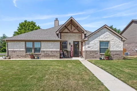 1065 Antelope Trl, Stephenville, TX 76401