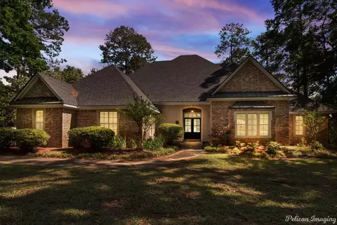 4104 Ashford Cir, Benton, LA 71006