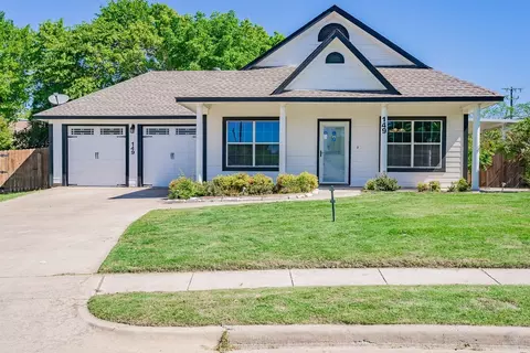 149 Parkwood Ct, Azle, TX 76020