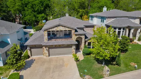 206 Harbor Landing Dr, Rockwall, TX 75032