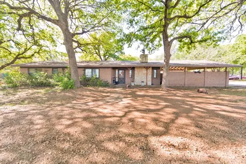 274 Cuba Rd, Bridgeport, TX 76426