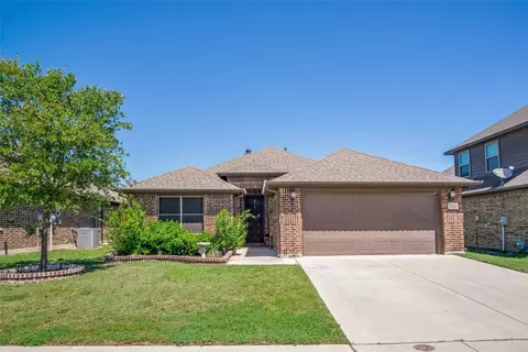 6162 Gamgee St, Fort Worth, TX 76179