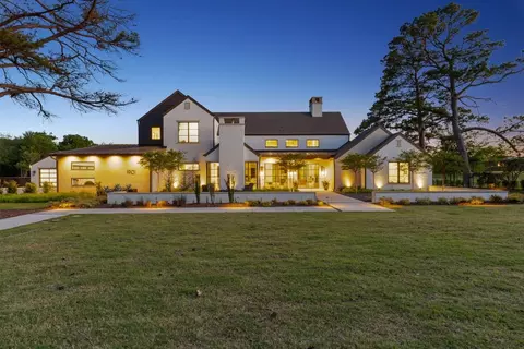 1901 E Highland St, Southlake, TX 76092