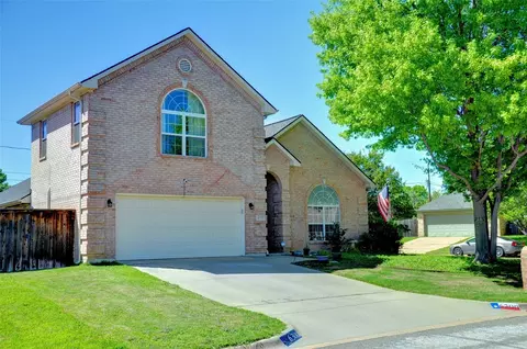 6300 Brookstone Dr, Arlington, TX 76001