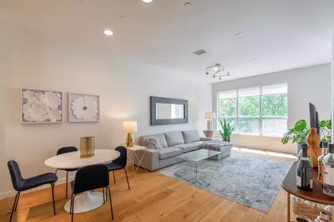 3800 Holland Ave #15, Dallas, TX 75219