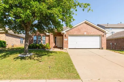 625 Tabasco Trl, Arlington, TX 76002