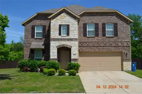 4019 Bear Brook Dr, Lancaster, TX 75146