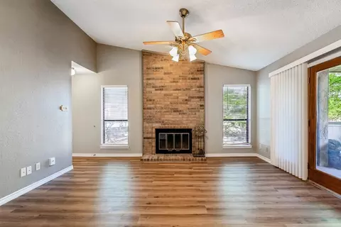 2109 Horizon Trl #4020, Arlington, TX 76011