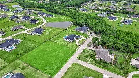 992 Christopher Ct, Lucas, TX 75002