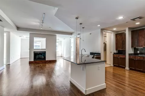 1505 Elm St #803, Dallas, TX 75201